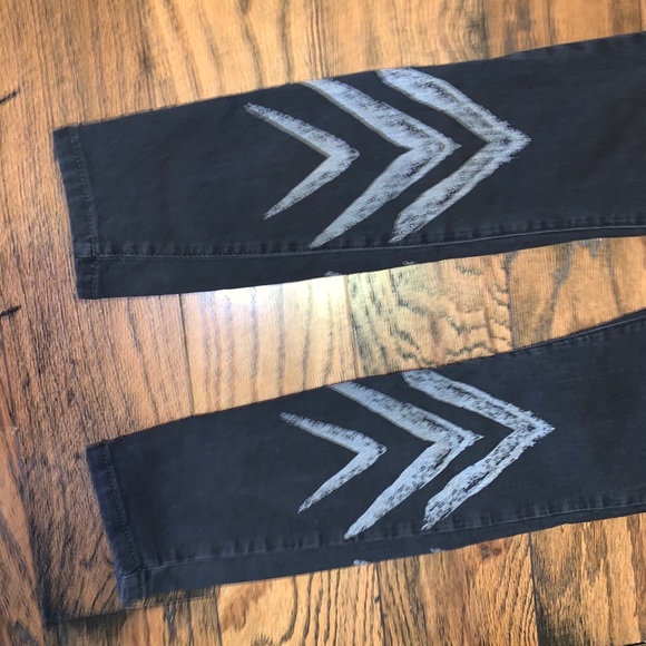 FREE PEOPLE black skinny jeans -size 28 - Picture 12 of 13